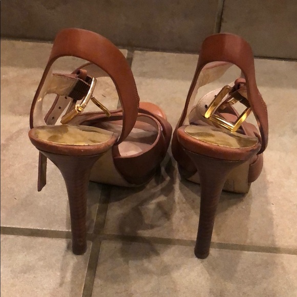 Michael kors heels - Picture 3 of 3